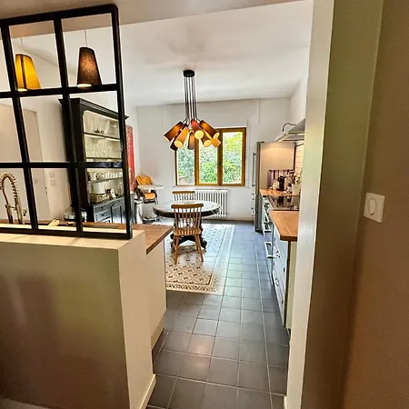 Demeure Arcachonaise De Charme *